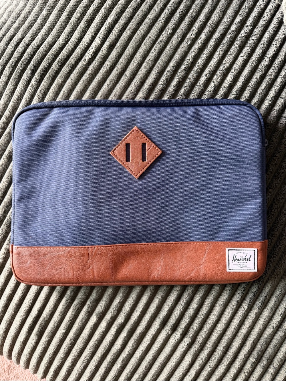 15” laptop sleeve